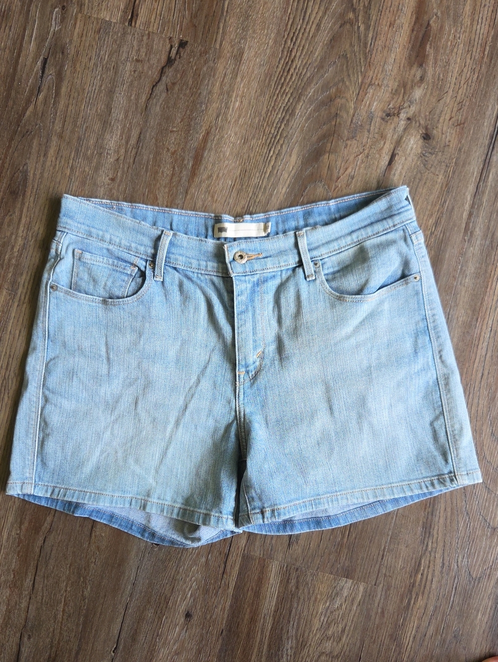 Levi's Classic Light Blue Jean Short Size 12